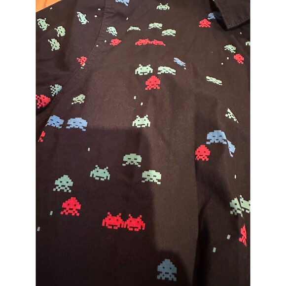 👾 American Republic Space Invaders Button-Down Shirt – Size M – 100% Cotton (#2 - Picture 6 of 7